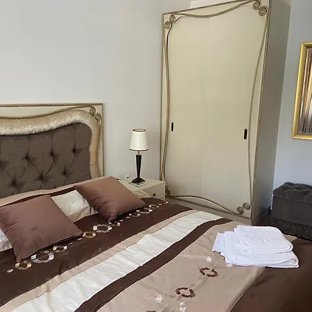 2 Bedroom With 2 Balconies And Sea Views *