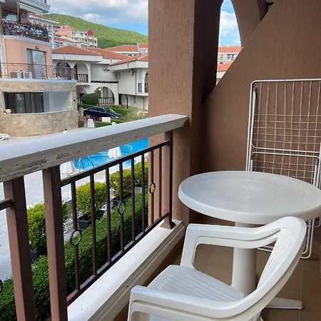 2 Bedroom With 2 Balconies And Sea Views * 스베티 블라스