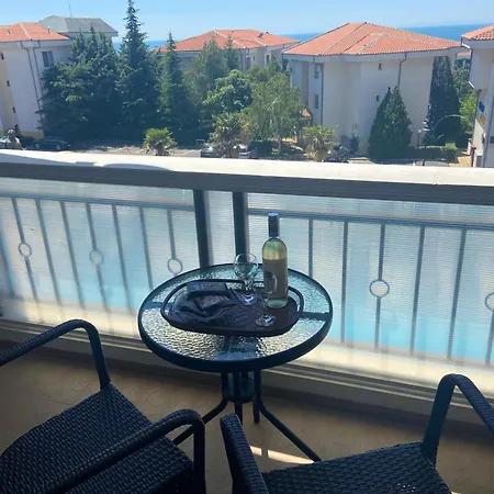 아파트 2 Bedroom With 2 Balconies And Sea Views *