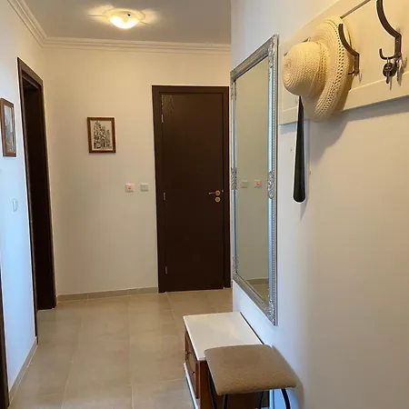 2 Bedroom With 2 Balconies And Sea Views * 스베티 블라스